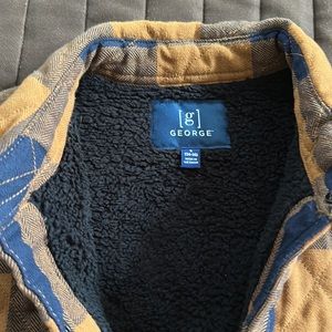 Plaid men’s Sherpa lined, flannel jacket